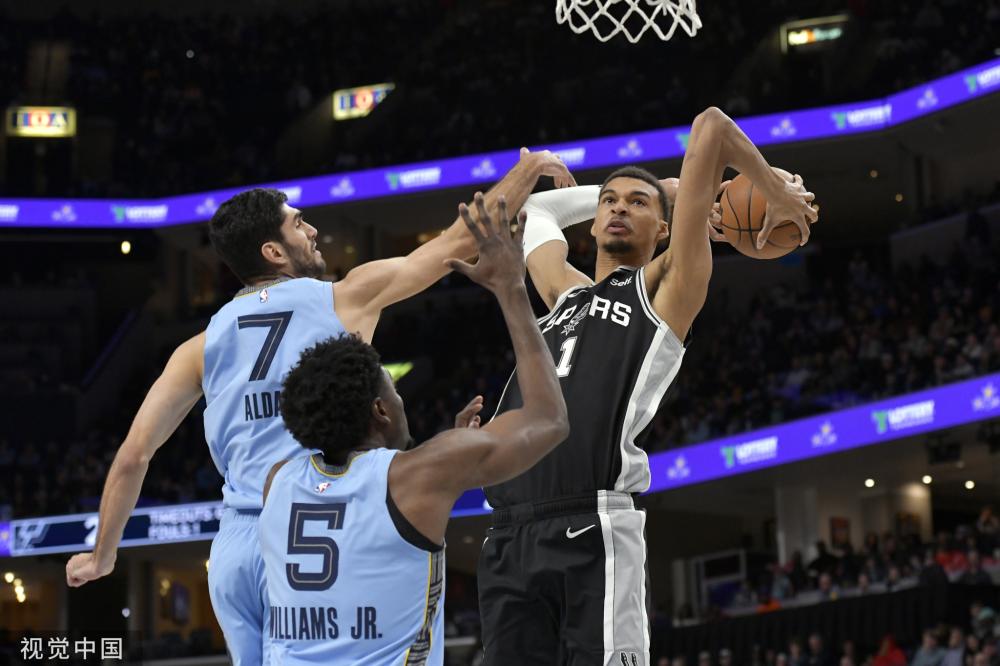 进球的人 进球的人